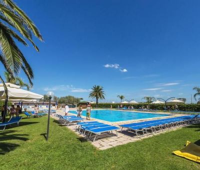 Vakantiewoningen huren in Tarquinia Lido, Lazio, Italie | mobilhome voor 6 personen