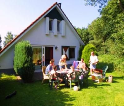 Vakantiewoningen huren in Noordwolde, Friesland, Nederland | vakantiehuisje voor 6 personen