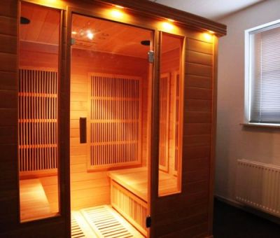 Vakantiehuis Hooghalen: Bungalow met sauna type F10 10-personen