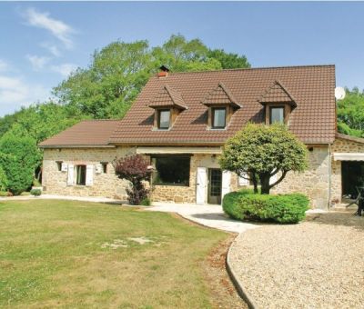 Vakantiewoningen huren in Neuvic, Limousin Corrèze, Frankrijk | luxe vakantiehuis voor 8 personen