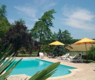 Vakantiewoningen huren in Salles-de-Barbezieux, Poitou-Charentes Charente, Frankrijk | vakantiehuis voor 8 personen