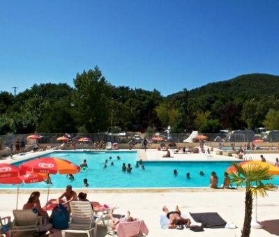 Vakantiewoningen huren in Saint Laurent du Pape, Rhone-Alpen Ardeche, Frankrijk | mobilhome voor 4 personen