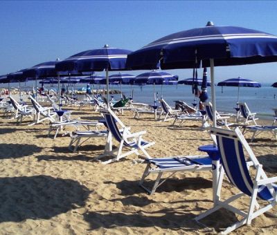 Bungalows huren in Cologna Spiaggia, Abruzzen, Italie | bungalow voor 4 personen