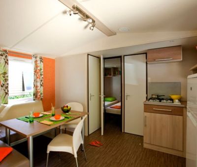 Mobilhomes huren in St. Amans-des-Cots, Midi-Pyreneeën Aveyron, Frankrijk | mobilhomes voor 6 personen