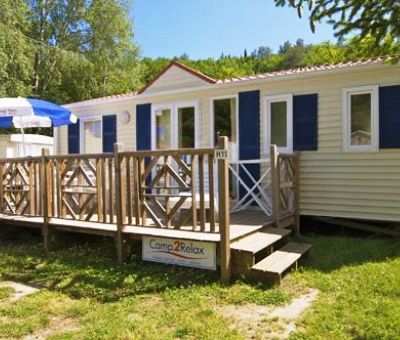 Mobilhomes huren in Tourrettes-sur-Loup, Provence-Alpen-Côte d'Azur Zee-Alpen, Frankrijk | mobilhomes voor 7 personen