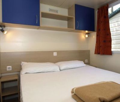 Mobilhomes huren in Tourrettes-sur-Loup, Provence-Alpen-Côte d'Azur Zee-Alpen, Frankrijk | mobilhomes voor 7 personen