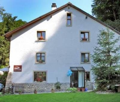 Vakantiewoningen huren in St-Ursanne, Jura, Zwitserland | appartement voor 8 personen