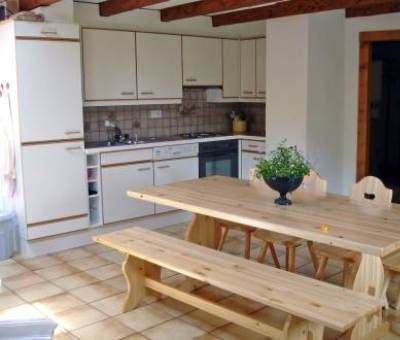 Vakantiewoningen huren in St-Ursanne, Jura, Zwitserland | appartement voor 8 personen