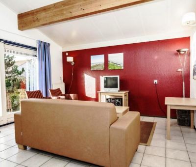 Vakantiehuis Julianadorp: Villa type Comfort Villa 4B2 4-personen 