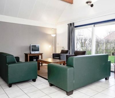 Vakantiehuis Julianadorp: Villa type Comfort 6D2 6-personen