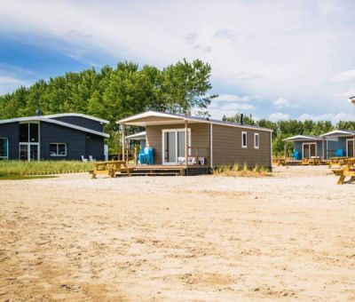 Vakantiehuis Biddinghuizen: Chalet type Strandhuisje 4-personen