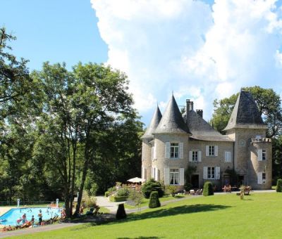 Vakantiewoningen huren in Neuvic, Limousin Correze, Frankrijk | vakantiehuisjes voor 2 - 8 personen