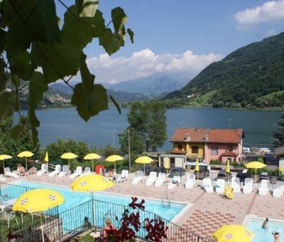 Vakantiewoningen huren in Ranzanico Al Lago, Bergamo, Lombardije, Italie | mobilhome voor 5 personen