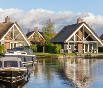 Vakantiehuis Terkaple, Villa type Watervilla 6-personen