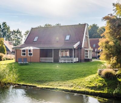 Vakantiewoningen huren in Biddinghuizen, Veluwemeer, Flevoland, Nederland | Villa voor 8 personen