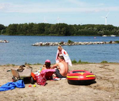 Vakantiehuis Oostvoorne: Chalet type Hortensia  4-personen