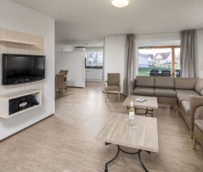 Vakantiehuis Cadzand-Bad: luxe villa type FV16L voor 16 personen