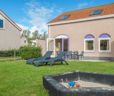 Vakantiehuis Renesse: Kinderbungalow type 7K 7-personen