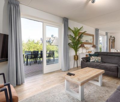 Vakantiewoningen huren in Julianadorp aan Zee, Noord Holland, Nederland | luxe villa met buiten jacuzzi voor 6 personen