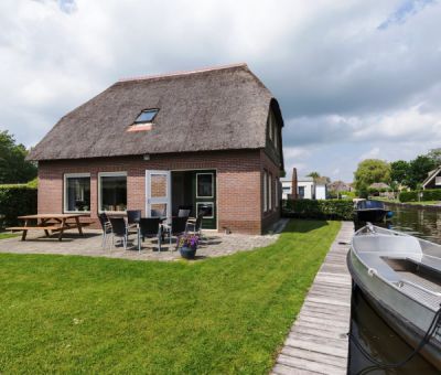 Vakantiehuis Wanneperveen: Villa type Waterlelie 10-personen