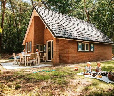 Vakantiehuis Beerze: Bungalow type 6-personen