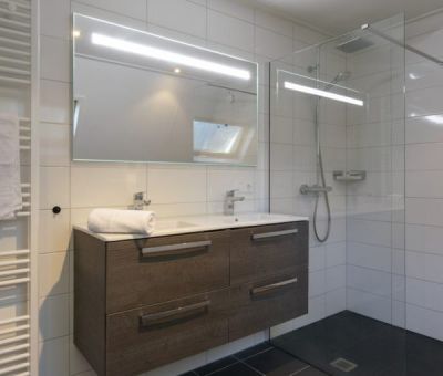 Vakantiehuis Oosterhout: Bungalow type FV12V Comfort 12-personen