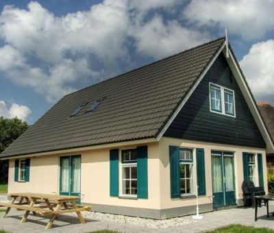 Vakantiewoningen huren in Vlagtwedde, Groningen, Nederland | wellness villa voor 12 personen