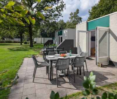 Vakantiehuis Borger: Bungalow type H10A 10-personen