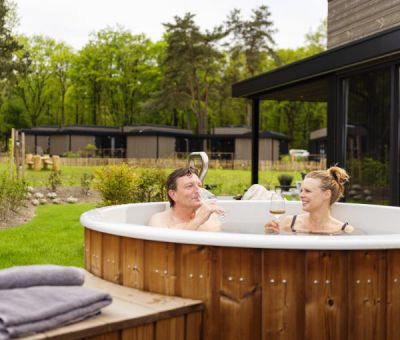 Vakantiehuis Rhenen: Lodge type Soof Luxe Eco-Lodge Wellness 6-personen