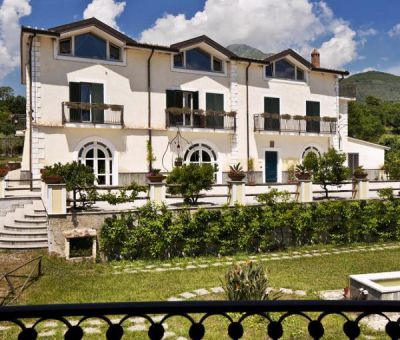 Vakantiewoningen huren in San Cipriano Picentino (Salerno), Campanië, Italie | appartement voor 5 personen