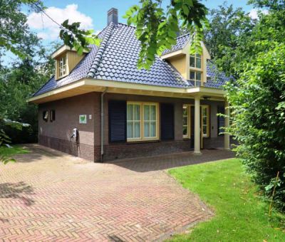 Vakantiehuis Exloo: Villa type Bosvilla 8-personen  